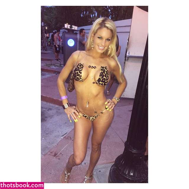 Misstabbygee Photo #9