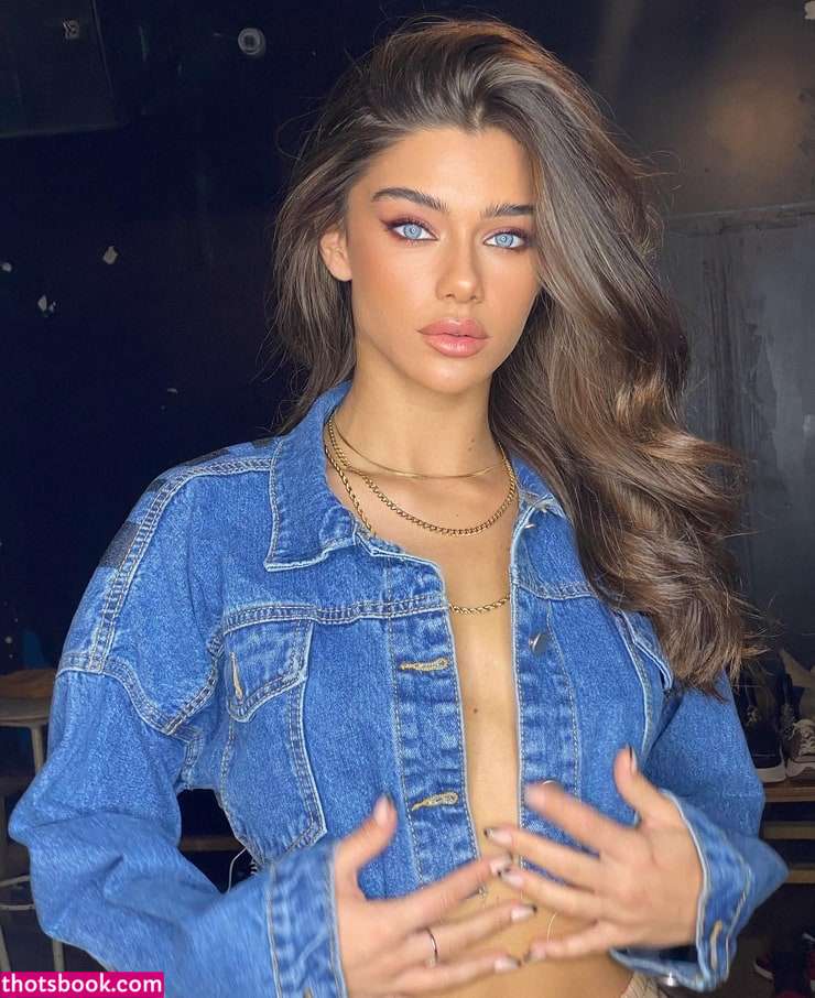 Milana Vino Photo #1