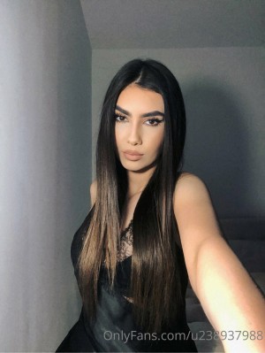 Sophie Rayne Photo #26