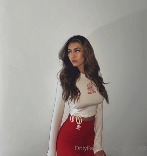 Sophie Rayne Photo #49