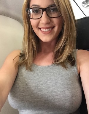 Amber Hahn Photo #212