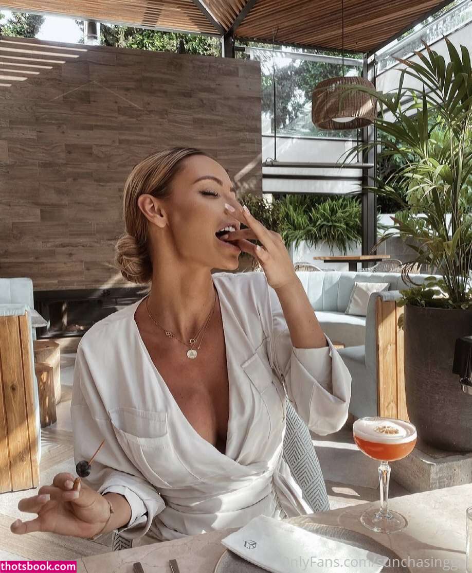 Anniek Van Kuelen Photo #46