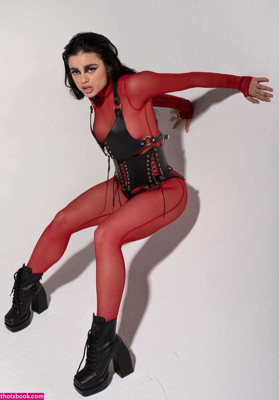 Juli Savioli Photo #36