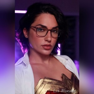 Lis Wonder Photo #24