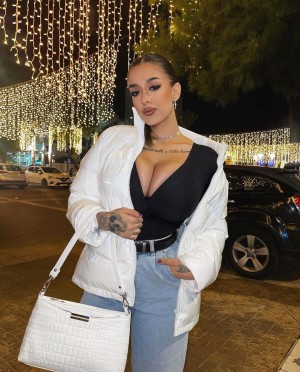 May Bakshi Photo #55