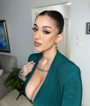 May Bakshi Photo #56