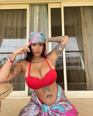 May Bakshi Photo #73