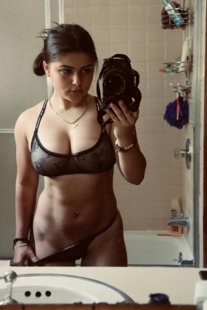 Raeleerudolph22 Photo #29