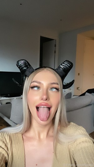 ariesiagray Photo #40