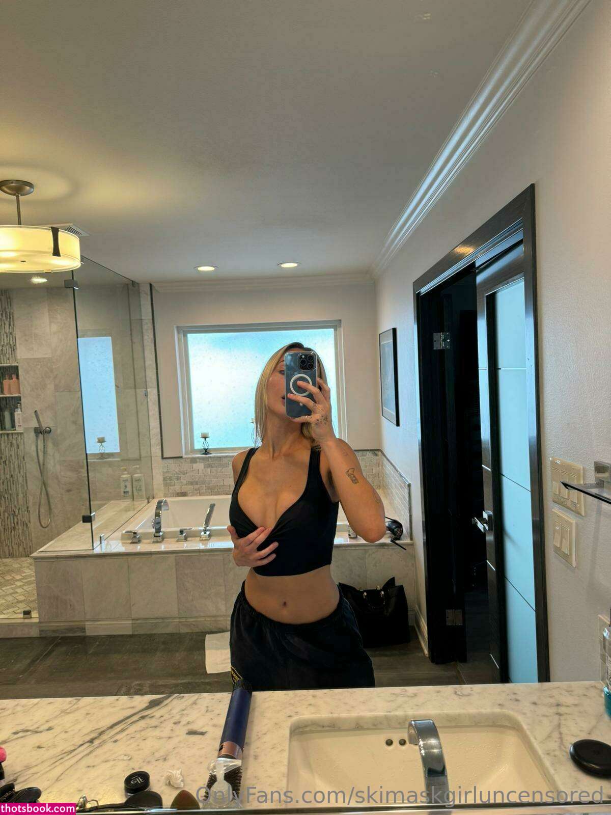 Briana Armbruster Photo #173