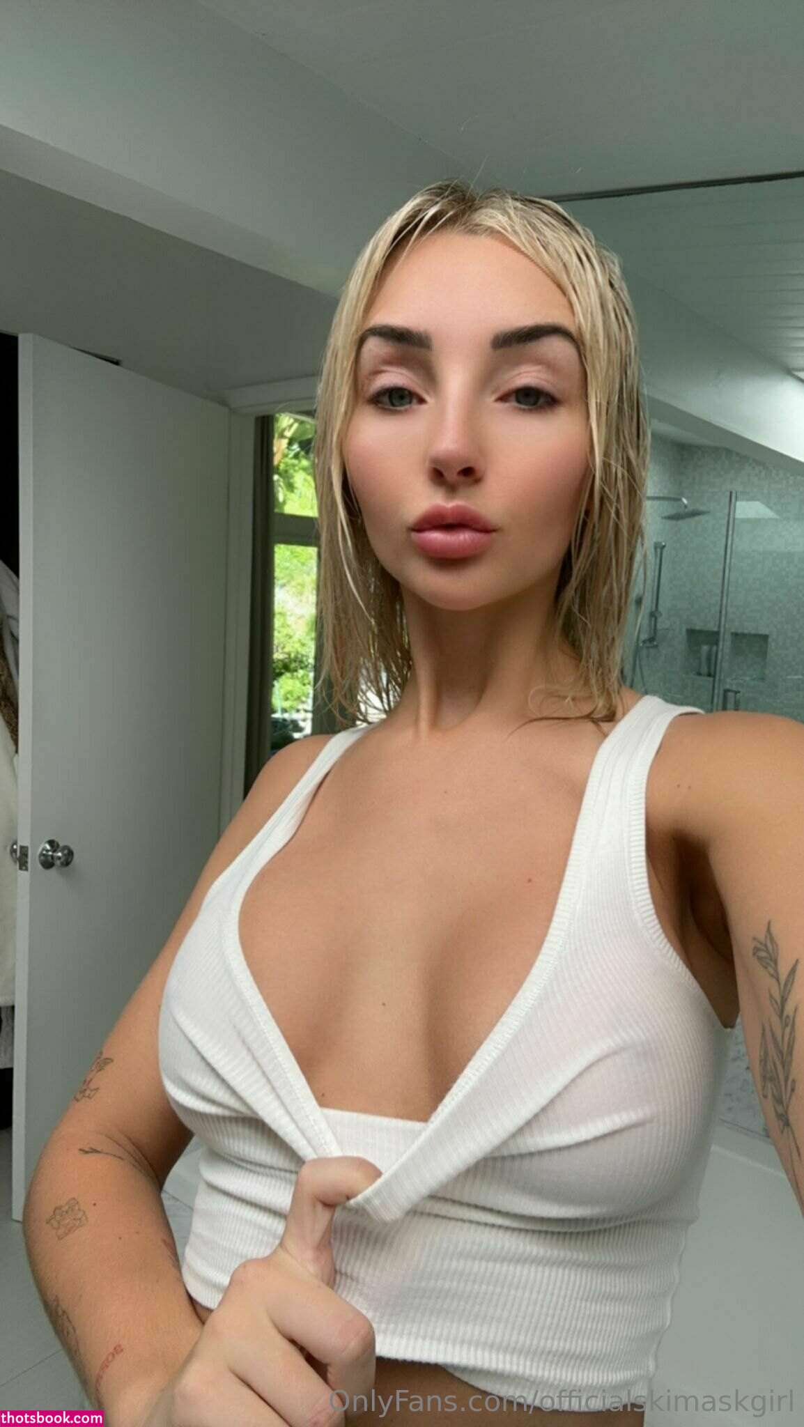 Briana Armbruster Photo #235