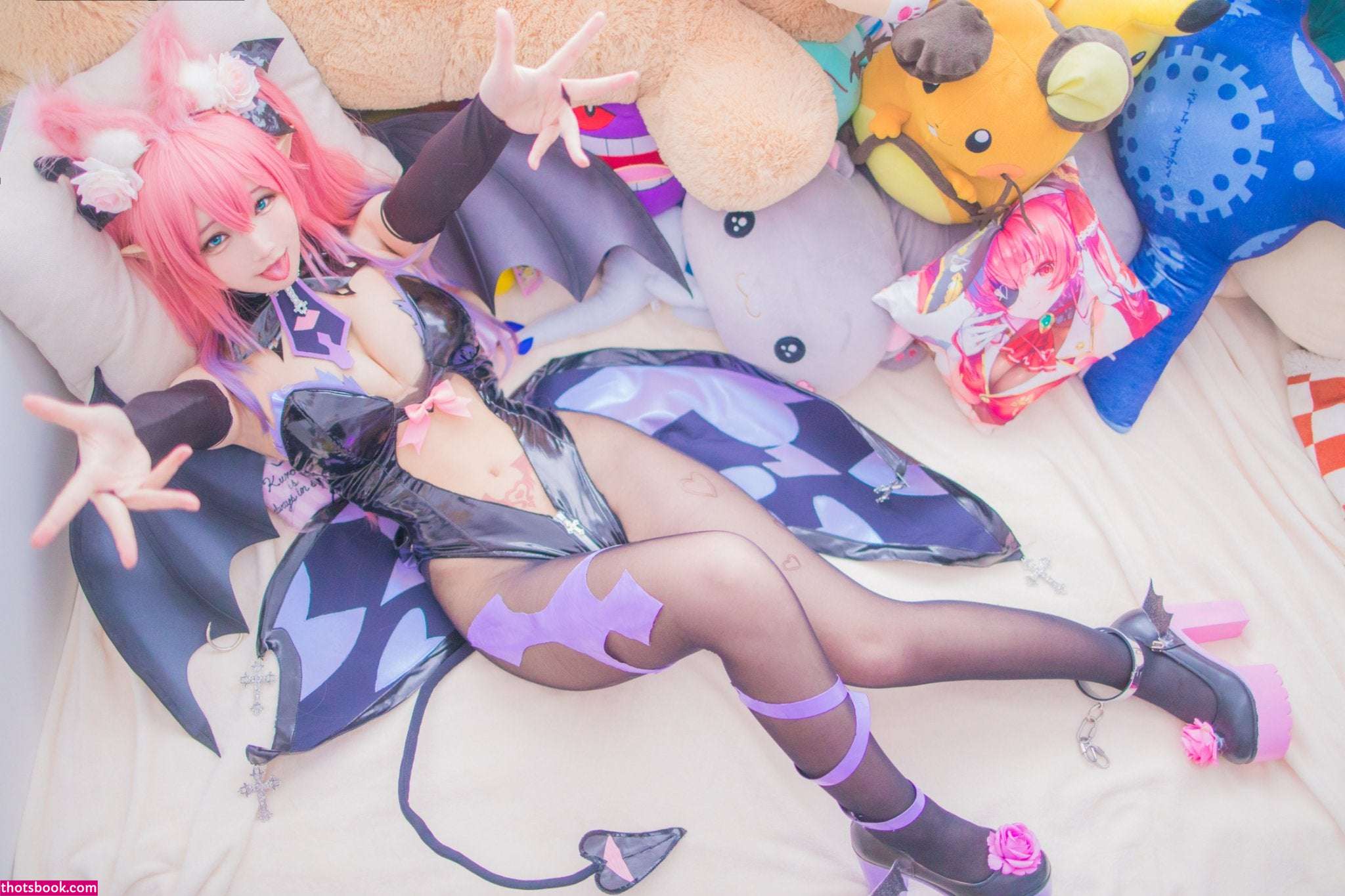 Hanari Takanashi Photo #7