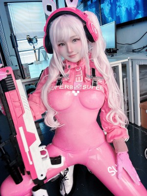 Hanari Takanashi Photo #39