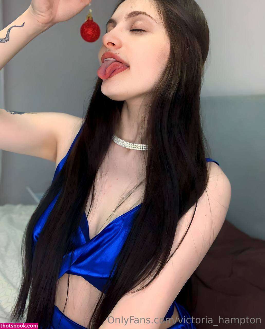 Victoria Hampton Photo #55