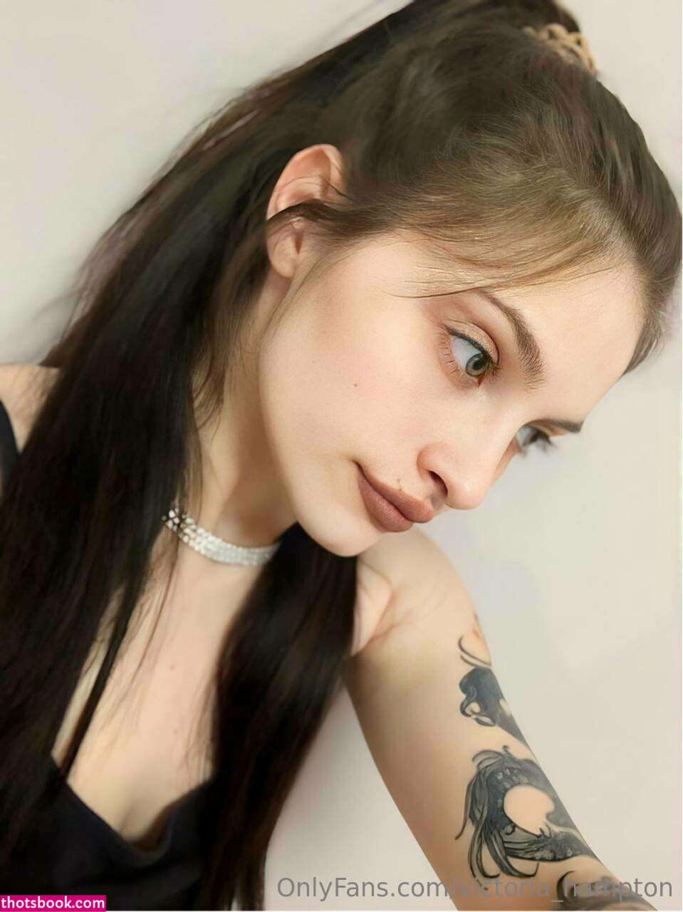 Victoria Hampton Photo #82