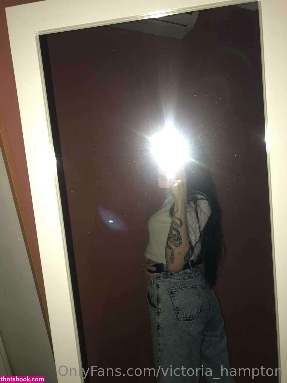 Victoria Hampton Photo #85