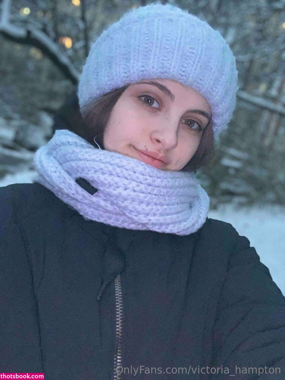 Victoria Hampton Photo #94