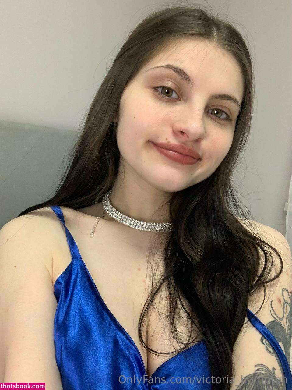 Victoria Hampton Photo #96