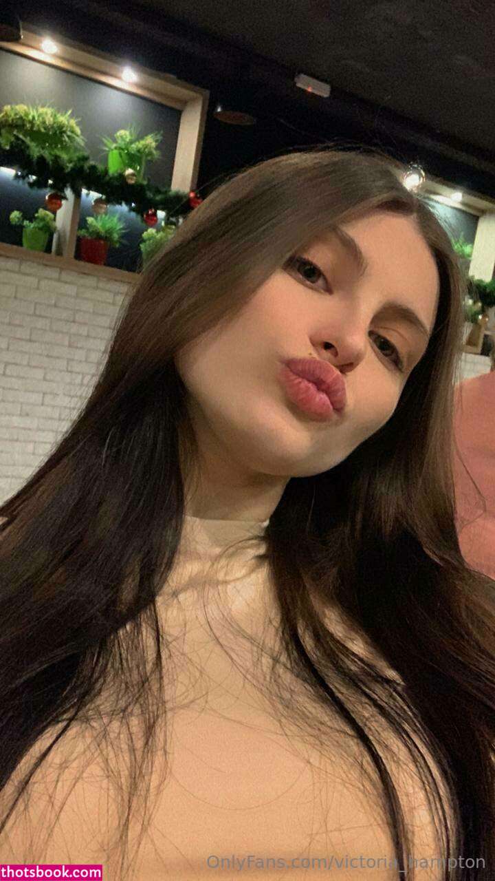 Victoria Hampton Photo #128