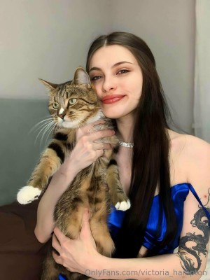 Victoria Hampton Photo #133