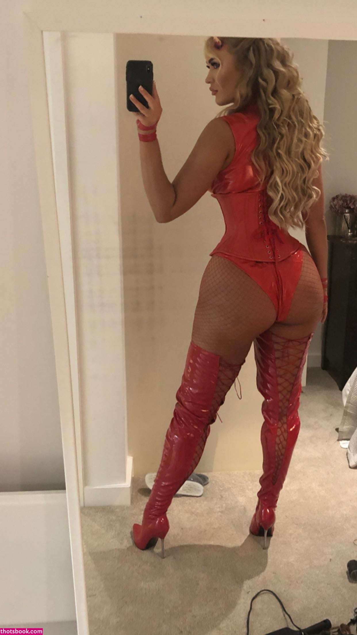 sophieoneill Photo #66