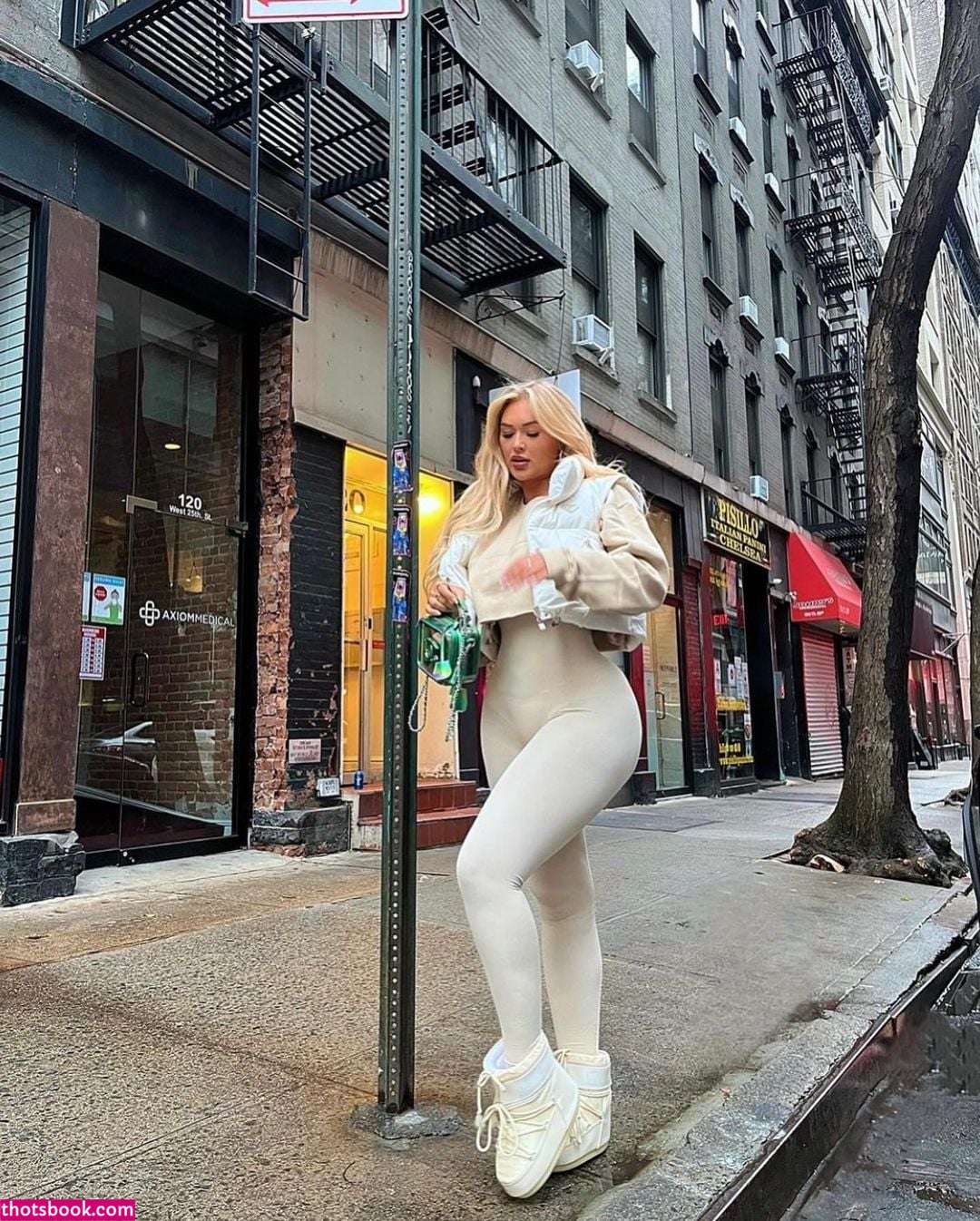 sophieoneill Photo #78