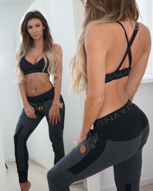 Anniek Van Kuelen Photo #138