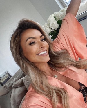 Anniek Van Kuelen Photo #258