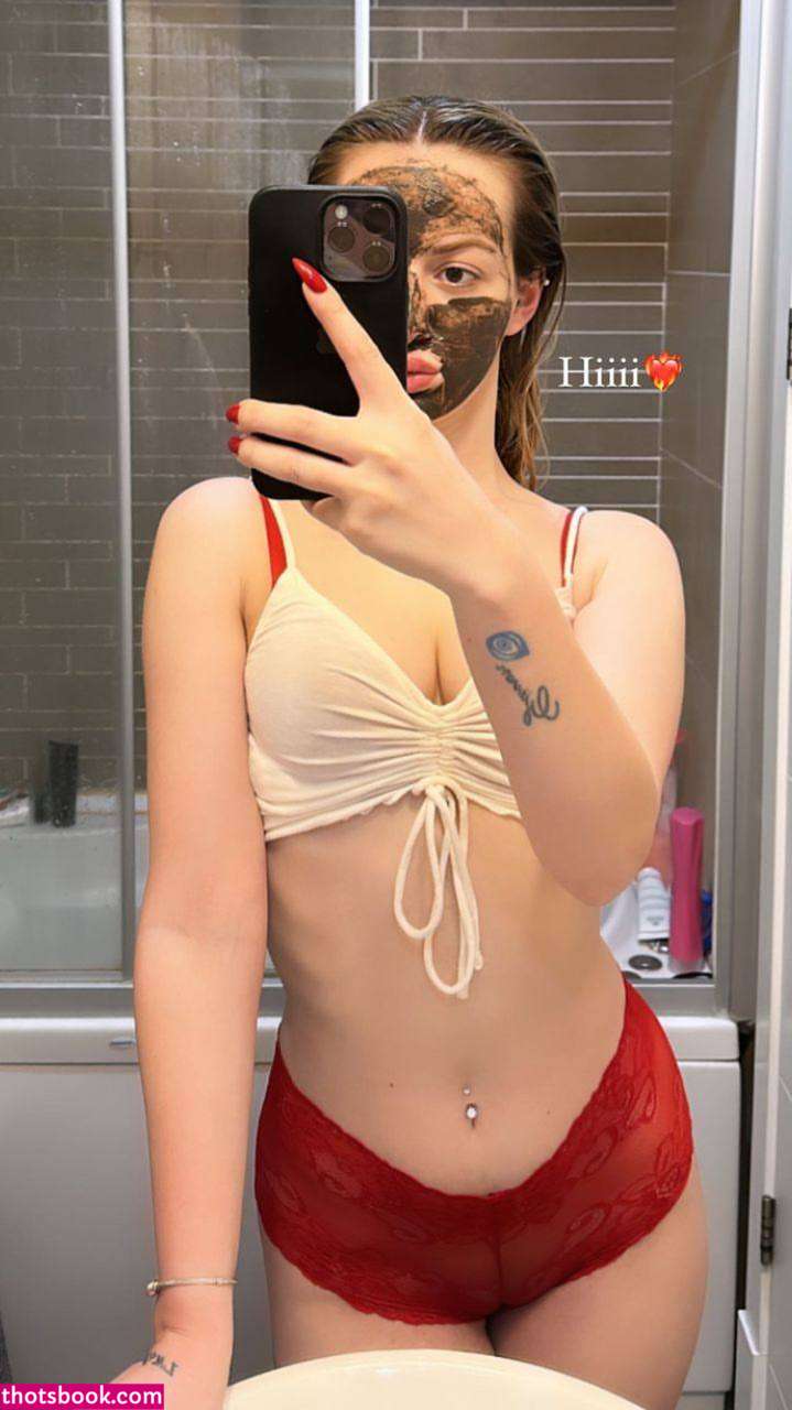 Oznur Guven Photo #60