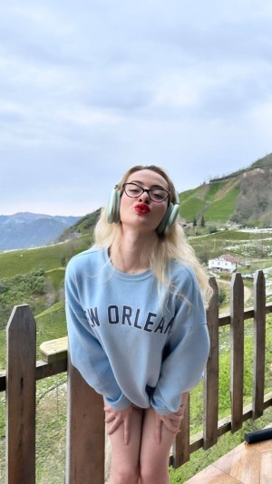 Oznur Guven Photo #84