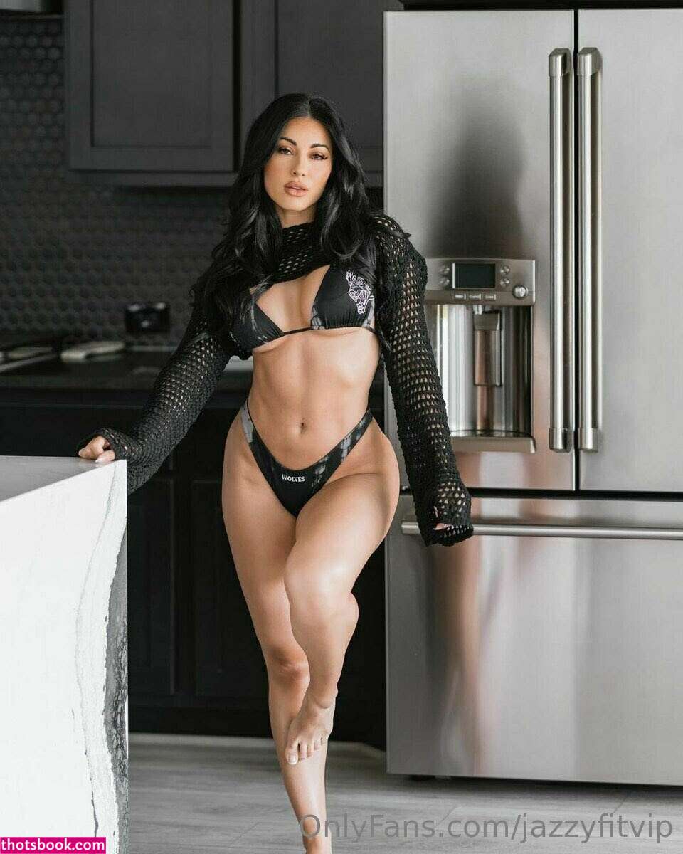 Jazmin Pineda Photo #108