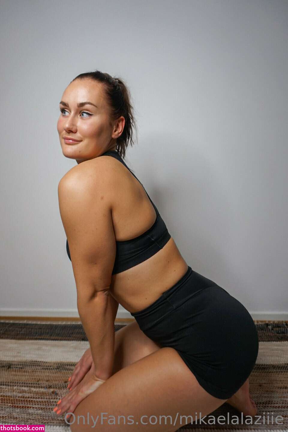 mikaelaburrito Photo #101