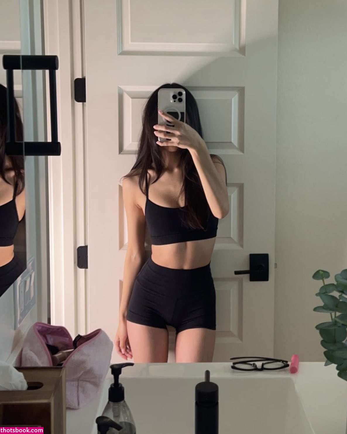 Caryn Marjorie Photo #12