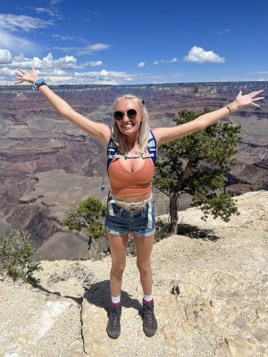 Maddymeadowsvip Photo #2