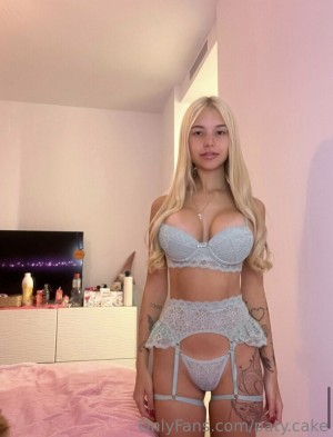 Paty Adler Photo #70