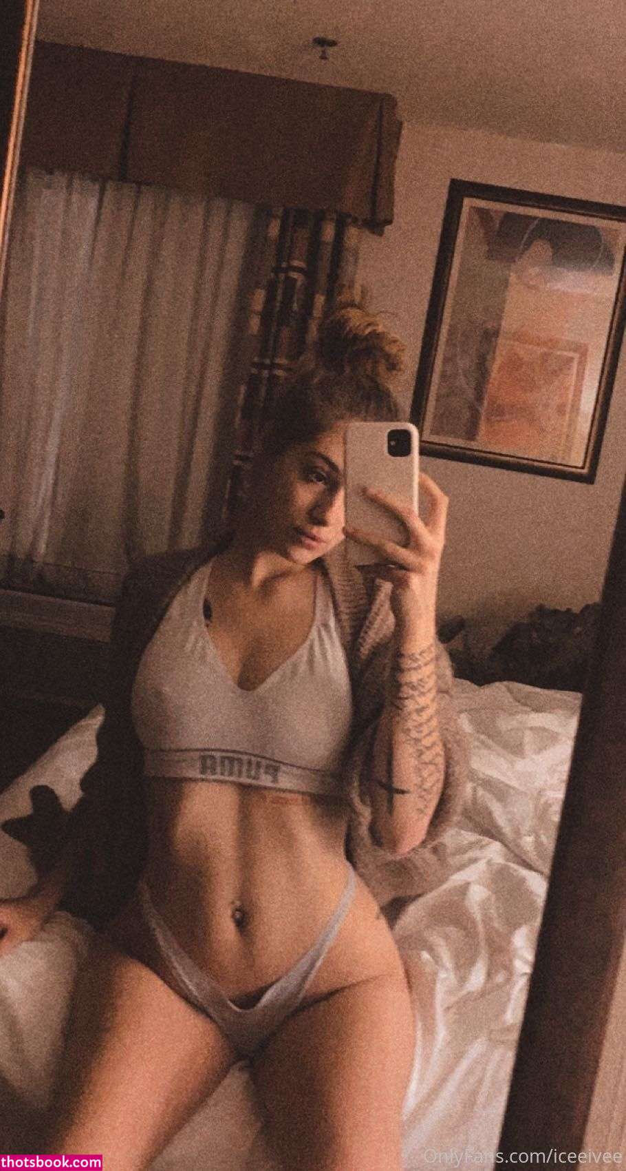 Ivy Chambers Photo #40