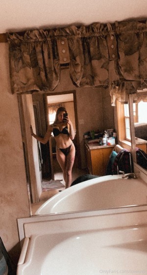 Ivy Chambers Photo #41