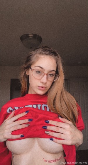 Ivy Chambers Photo #100