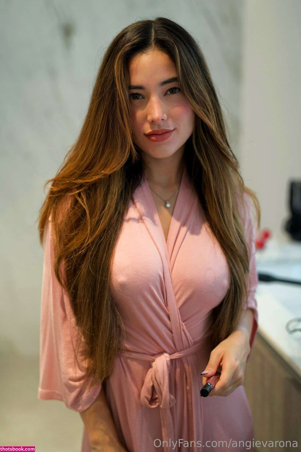 Angie Varona Photo #266