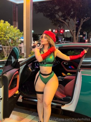 Tayler Hills Photo #778