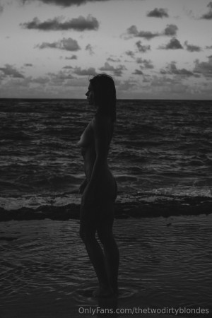 thetwodirtyblondes Photo #8