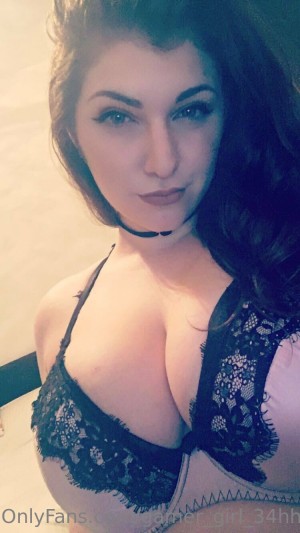 34hhgamergirlhannah Photo #13