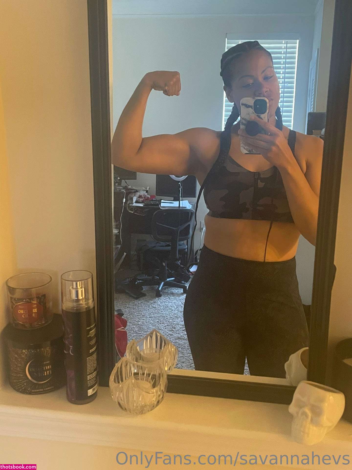 Savannah Evans Photo #15