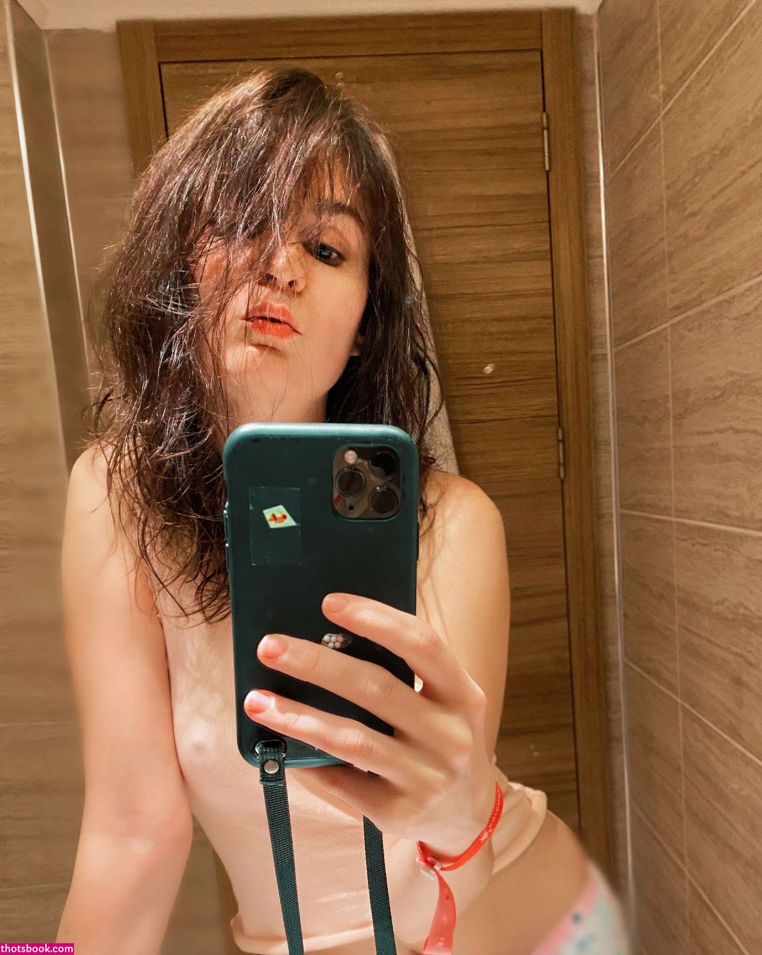 Tonya Rozatti Photo #17