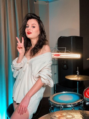 Tonya Rozatti Photo #14