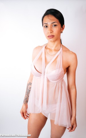 Ruth Medina Photo #110