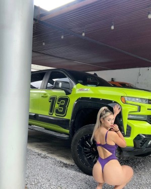 Maria Julissa Photo #104