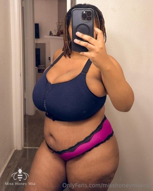 misshoneymia Photo #99