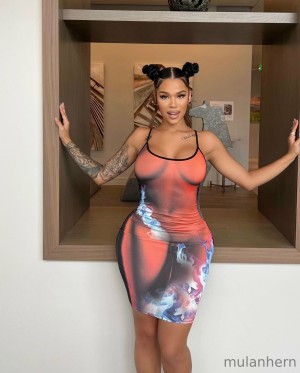 Mulan Hernandez Photo #4