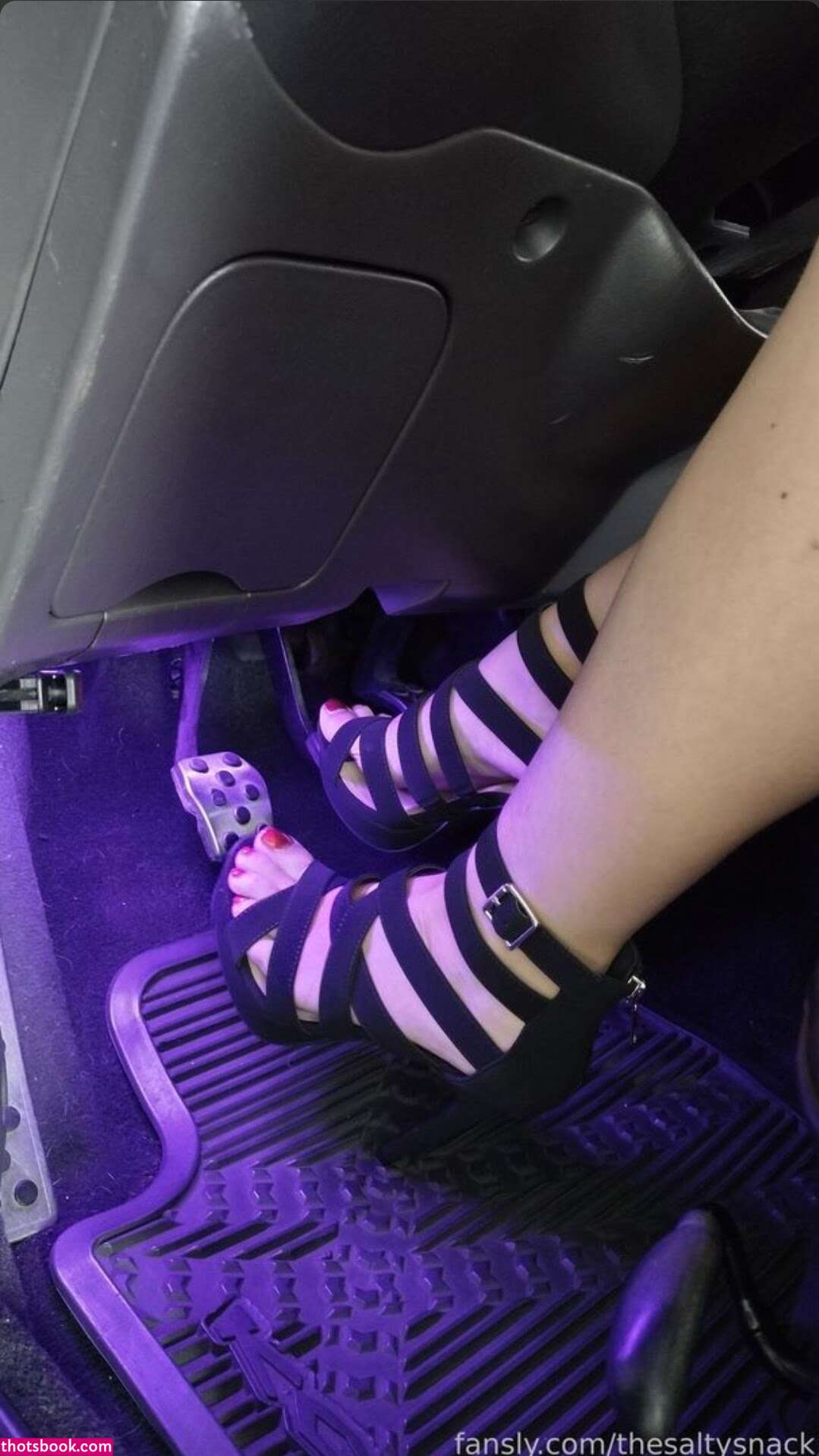 Kenika Kona Photo #119